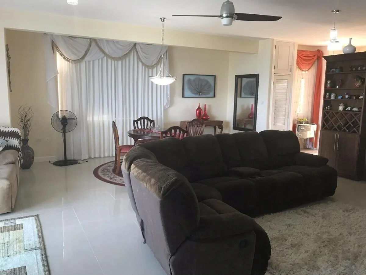 Appartamento Whispering Seas Near Ocho Rios Tower Isle 0*,  Giamaica
